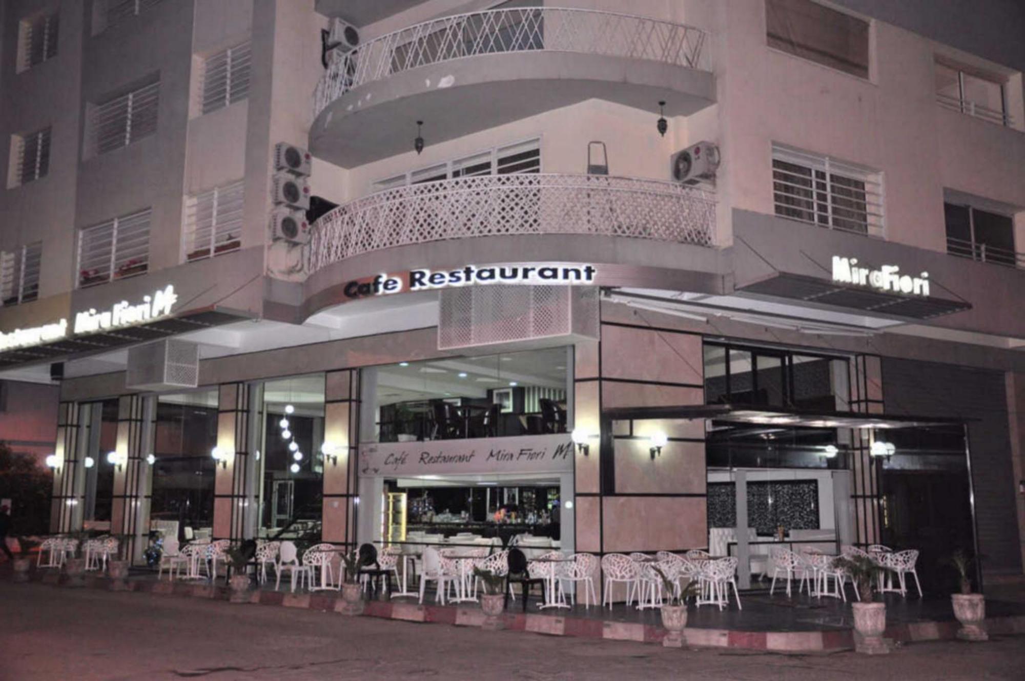 Val Fleuri Apartment With 2 Balconies, Casablanca Buitenkant foto